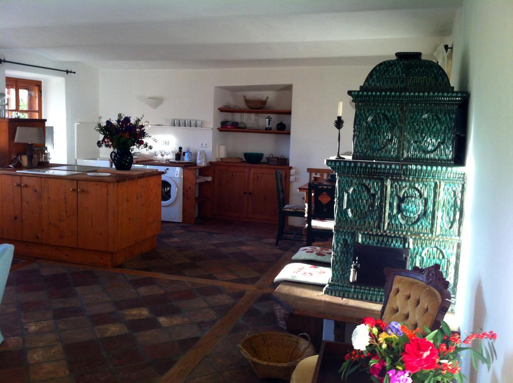 Cottage Am Waldrand Gelegen 펠드키르첸인칸텐 외부 사진